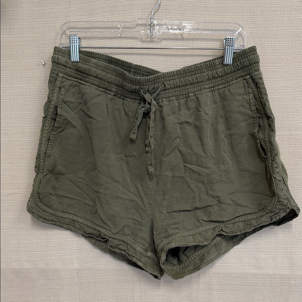 Women shorts
